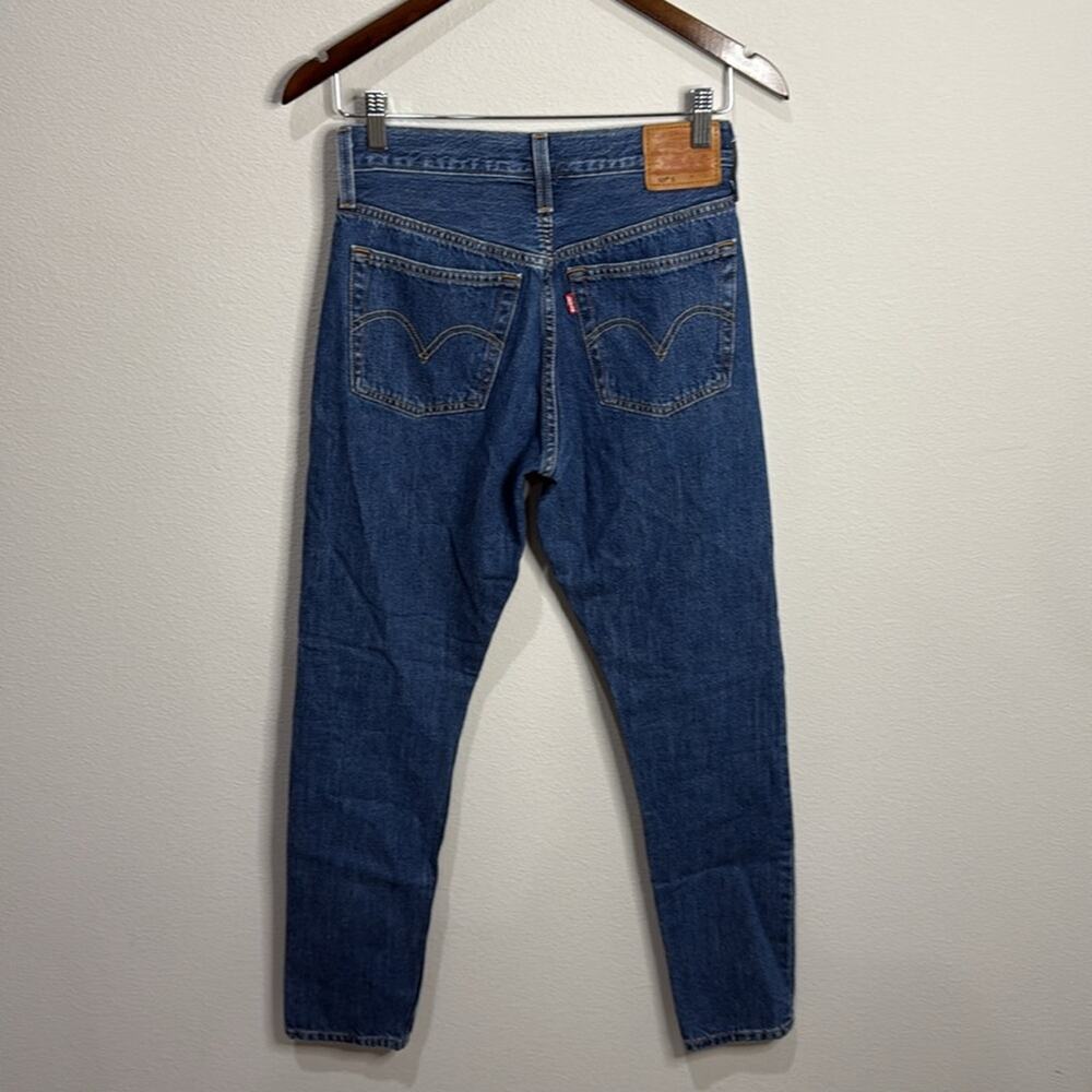 Womens Levis 501 Premium Med Wash Jeans Size 25x30 - Picture 3 of 6